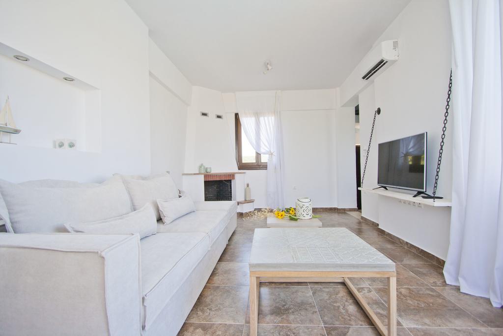 Villa S4Sani à Sani  Extérieur photo