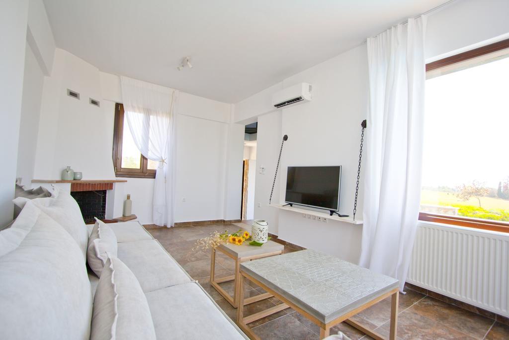 Villa S4Sani à Sani  Extérieur photo