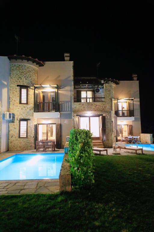 Villa S4Sani à Sani  Extérieur photo